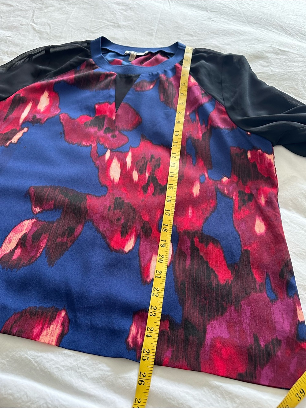 DKNYC Navy Top with Magenta Floral Print and Black Sheer Sleeves, size XL - Picture 10 of 13